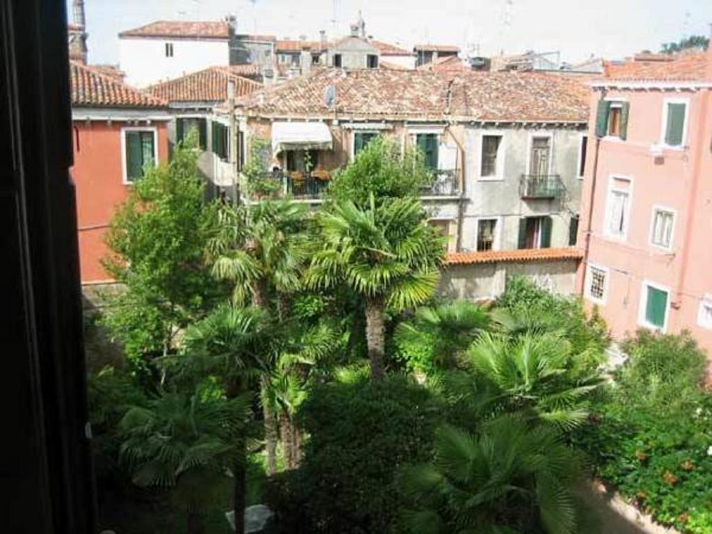 Palazzo Celsi Apartment Venice Room photo